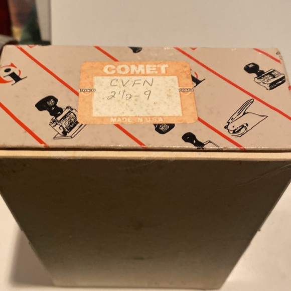 NIB & Vintage 1982 Comet Self-Inking Stamp with 9 Bands - Picture 5 of 5